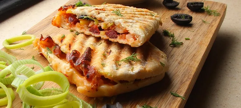 #htmlcaption3 Panini